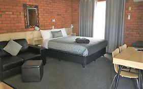 Shannon Motor Inn
